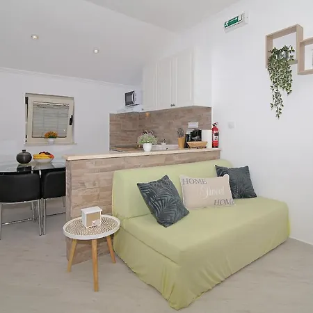 Marija Vukas Apartamento *