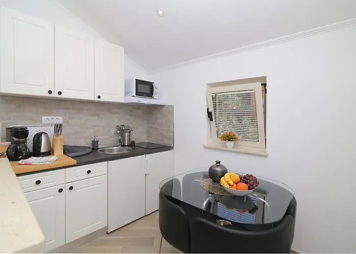 Marija Vukas Apartamento *